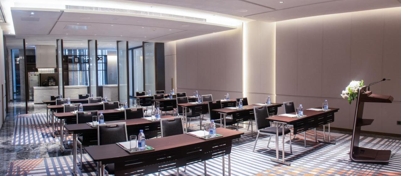 Crowne Plaza Shenzhen World Exhibition And Convention Center, An Ihg Hotel Экстерьер фото