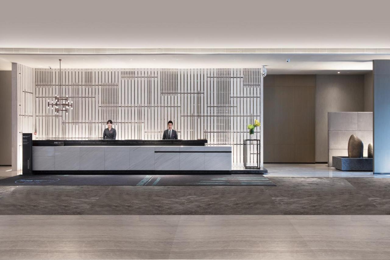 Crowne Plaza Shenzhen World Exhibition And Convention Center, An Ihg Hotel Экстерьер фото