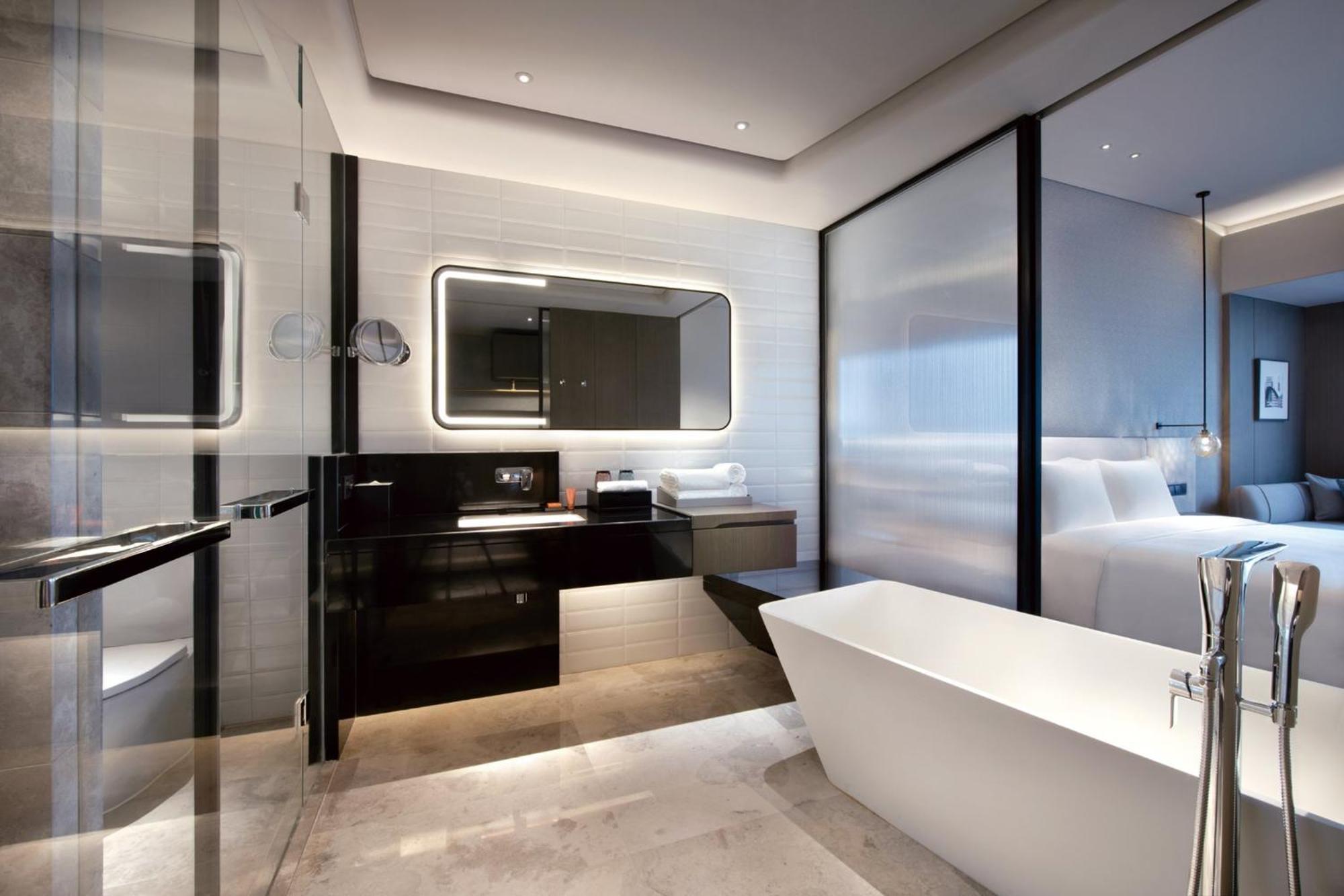 Crowne Plaza Shenzhen World Exhibition And Convention Center, An Ihg Hotel Экстерьер фото