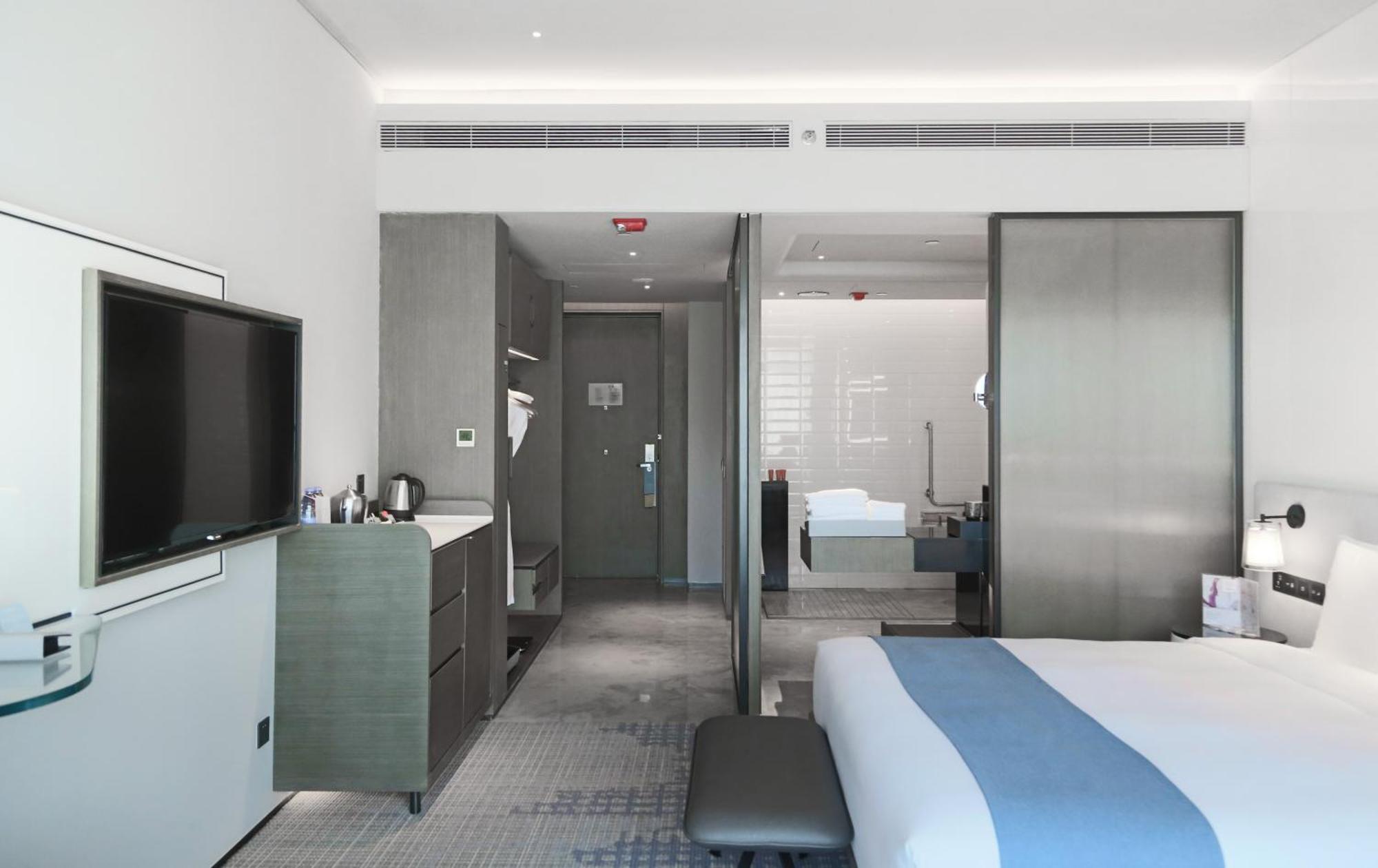 Crowne Plaza Shenzhen World Exhibition And Convention Center, An Ihg Hotel Экстерьер фото
